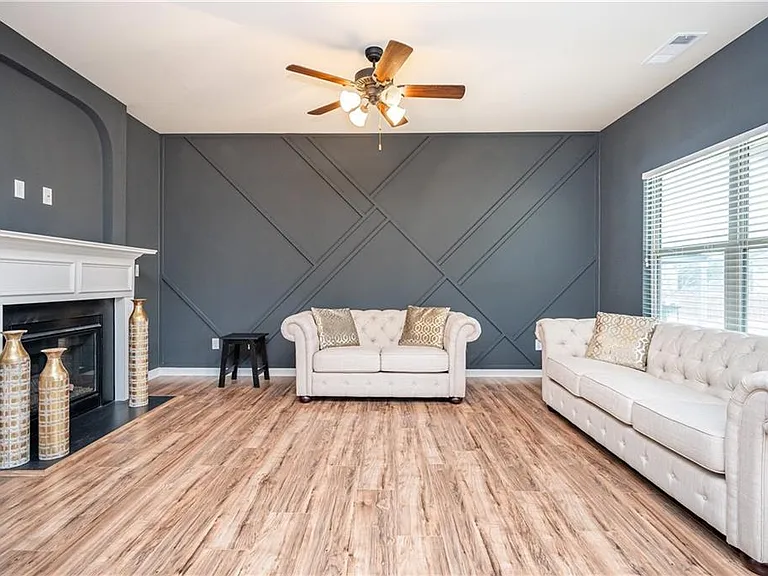 7761 Sylvaner Ln — Photo 14