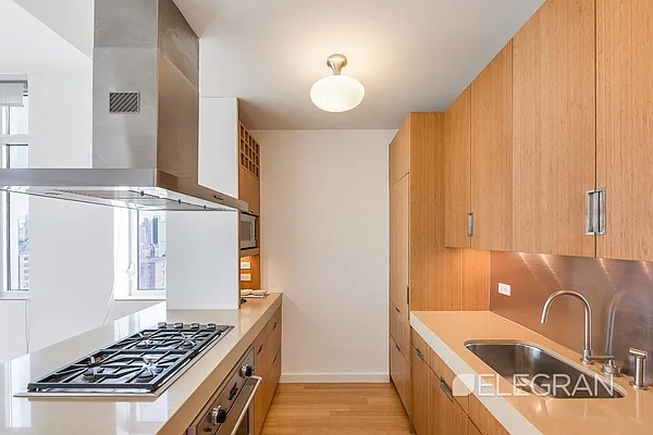 Sold by (Legacy) Elegran | media 3