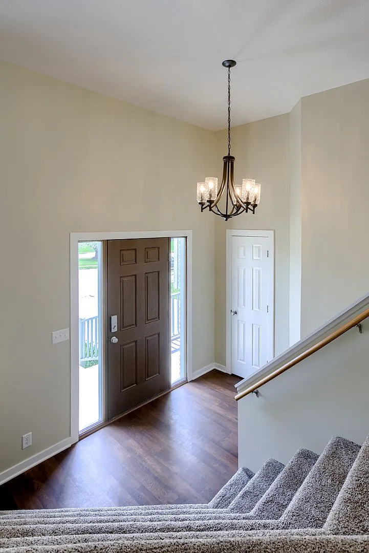Building Photo - 2812 Courtney Cir