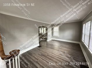 1058 Fountain St NE, Grand Rapids, MI 49503