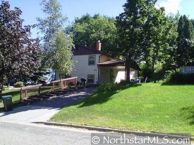 1st image of 234 Robie St W