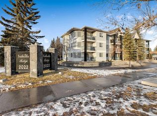 2022 S Canyon Meadows Dr SE #118, Calgary, AB T2J7H1