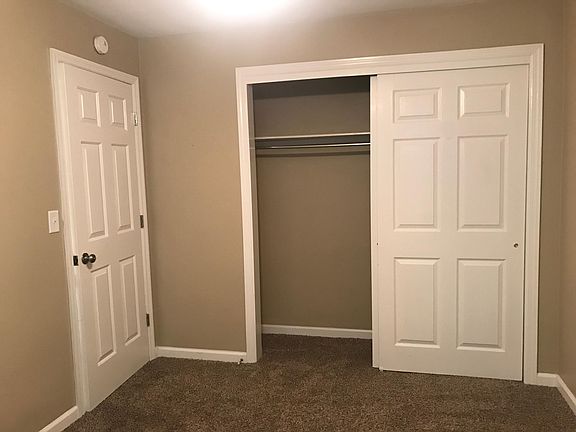 5th image of 702 Westwood Ct