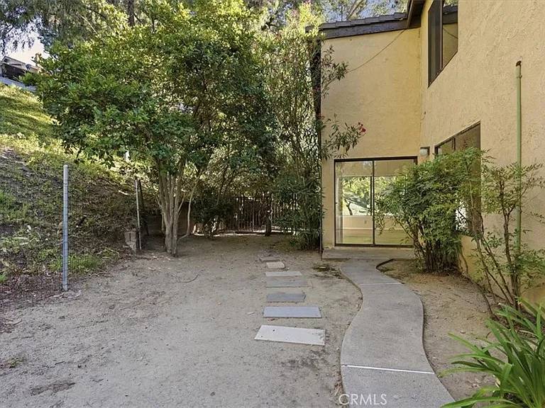 780 S Carriage Cir — Photo 47