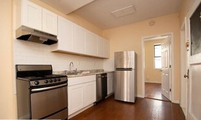 1st image of 335 E 116th St APT 4