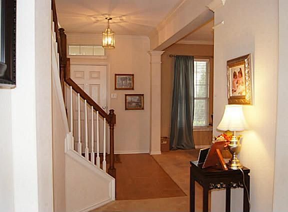 2nd image of 2019 Highland Dr
