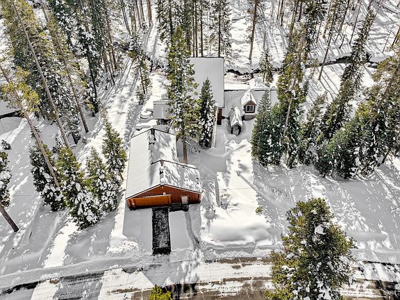 3rd image of 7770 Tamarack Pines Rd