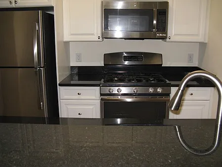 2 bed, 1.0 bath, $3,720 — Photo 2