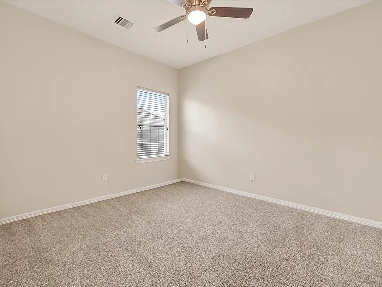 24526 Avellino Ct — Photo 36