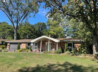 8981 Devon Dr, Shelby Township, MI 48317