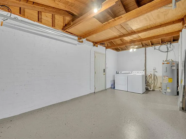 612 E Kaley St — Photo 14