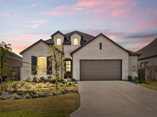 945 Terlingua Creek Dr, Conroe, TX 77304