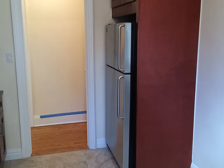 85-04 Forest Pkwy #1D — Photo 2