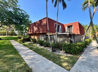 768 NW 99th Cir, Plantation, FL 33324