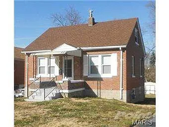 319 Carthage Ave photo 1