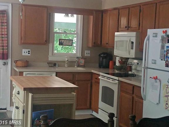 4th image of 11335 Gail Ct