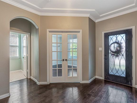 4th image of 2712 Calmwood Dr