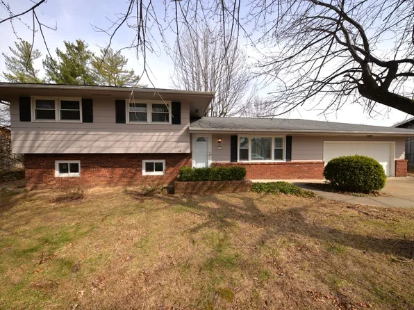 412 N 42nd St, Mount Vernon, IL 62864