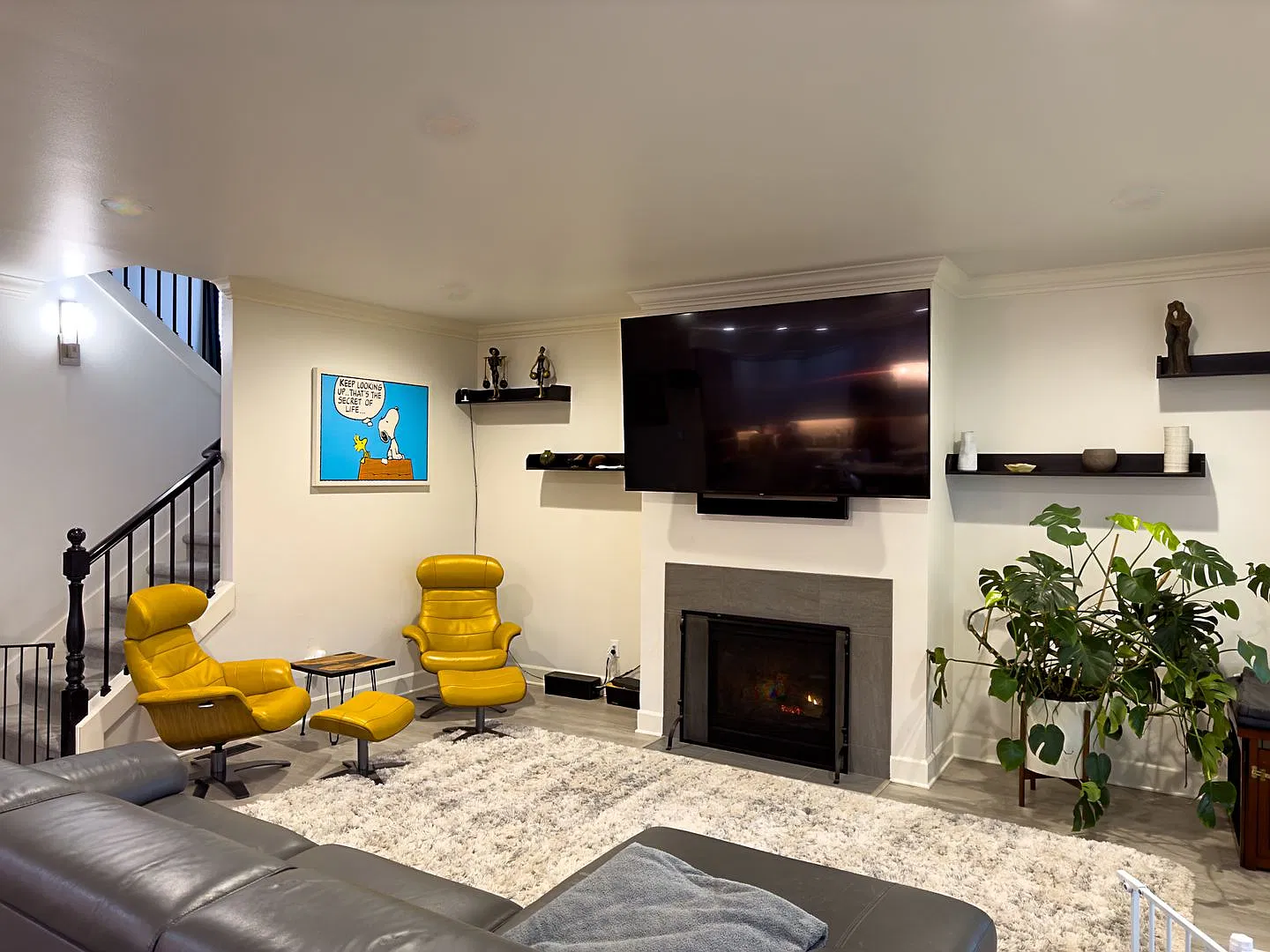 Amazing Five Bedroom Home in Desirable South Gateway Neighborhood of Salem — Photo 3
