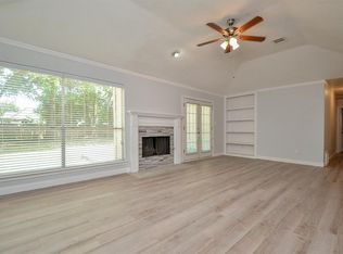 19755 Oakland Valley Dr, Katy, TX 77449