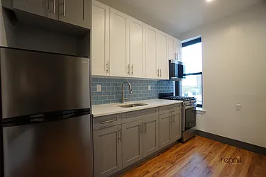 Rented by Rennit Inc.