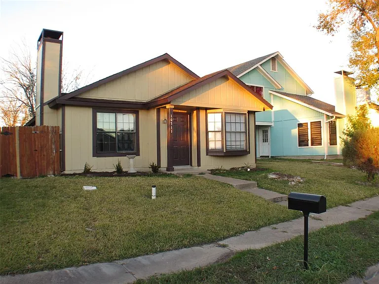 10311 Tamworth Dr — Photo 39