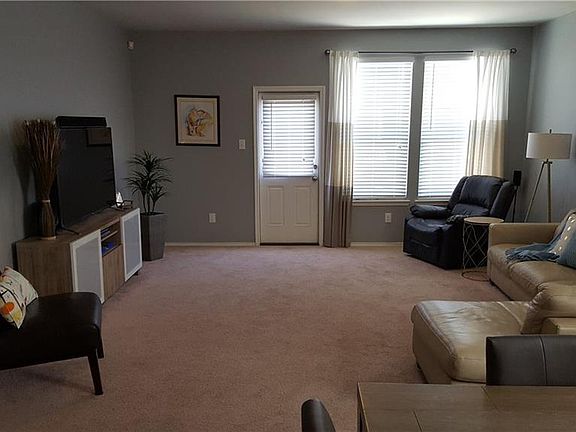 4th image of 2308 Mirandesa Dr