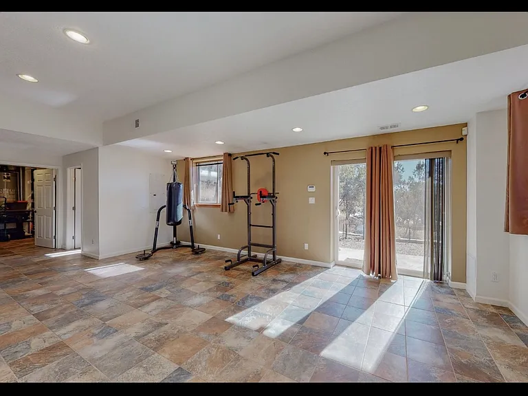15 Rocky Ranch Rd — Photo 31