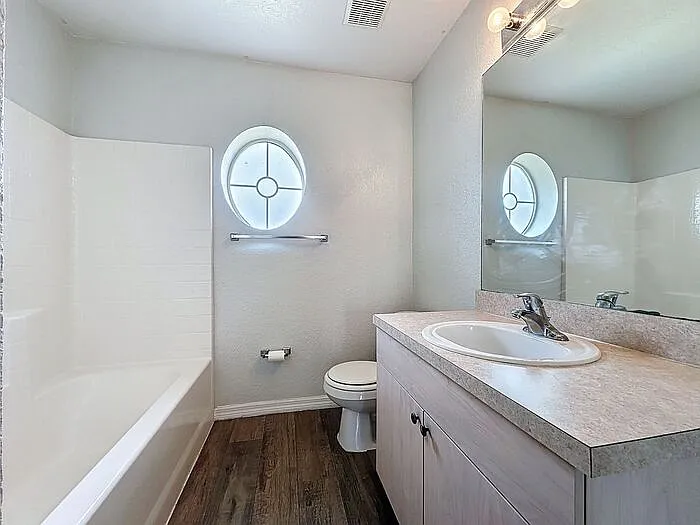 424 Danube Way — Photo 31