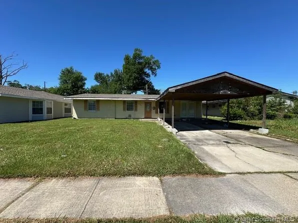 2704 General Moore Ave, Lake Charles, LA 70615