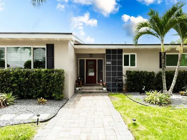 9420 Easter Rd, Cutler Bay, FL 33157