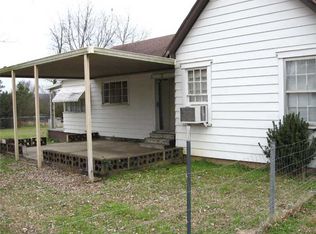 400 E Woodson Ave, Bonanza, AR 72916