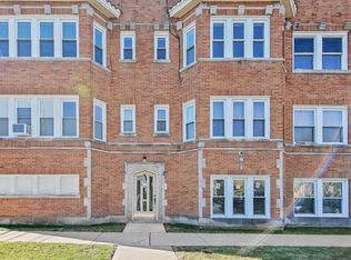 6618 19th St APT 2, Berwyn, IL 60402