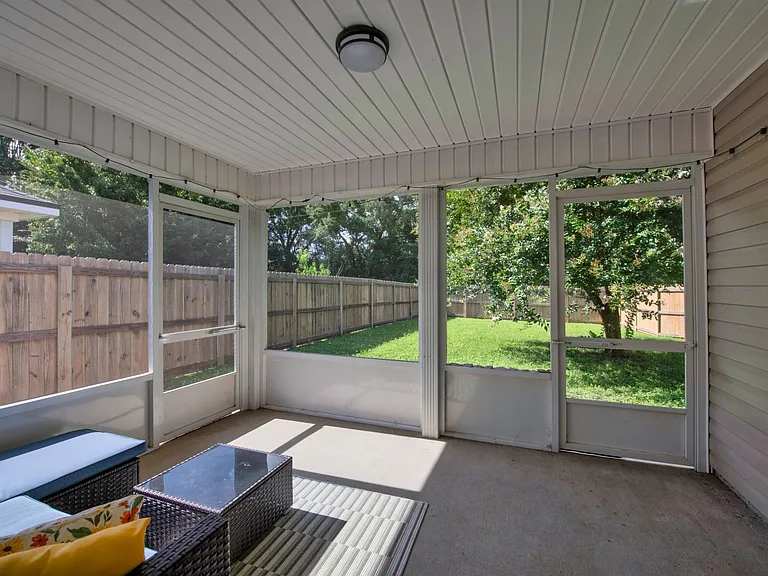 1477 Sturbridge Pl — Photo 24