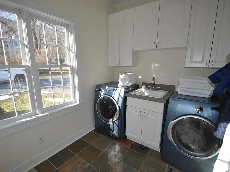 163 Taconic Rd — Photo 57