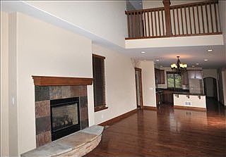 4th image of 78 Horton St