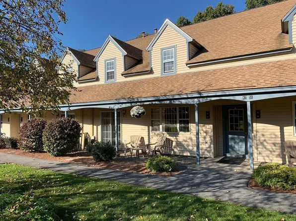 45 Kennedy Dr #45, North Chelmsford, MA 01863