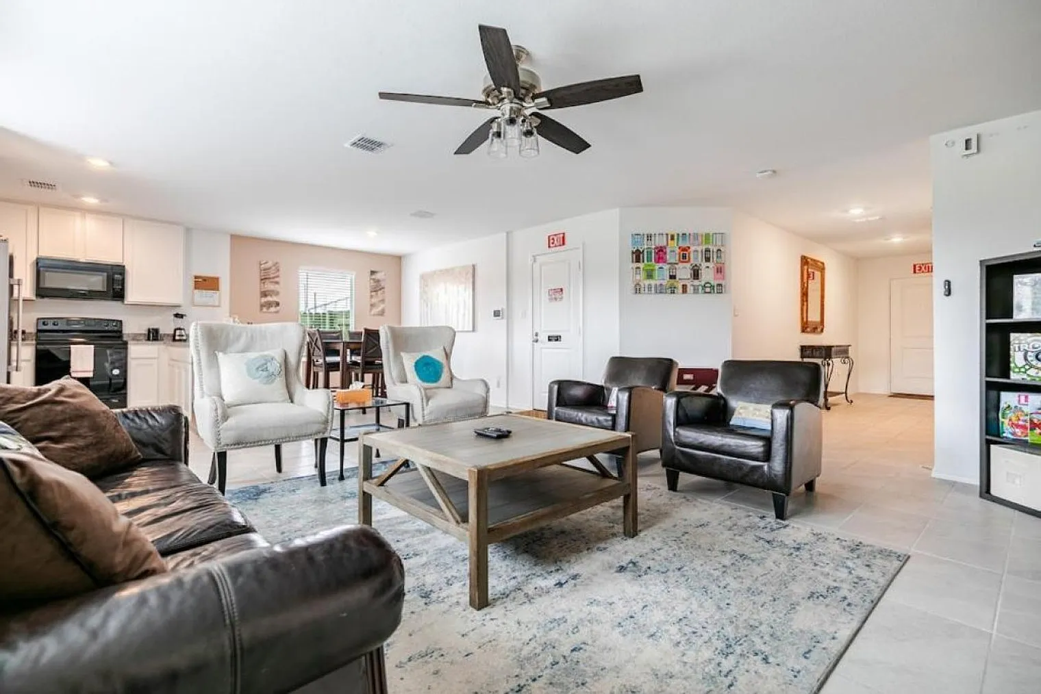 4 bed, 2.0 bath, 1732 sqft, $5,022 — Photo 1