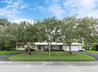 5450 SW 87th St, Miami, FL 33143