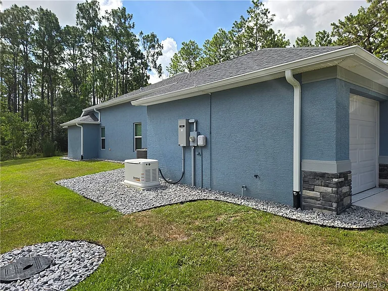 13 Whitewood Ct — Photo 46