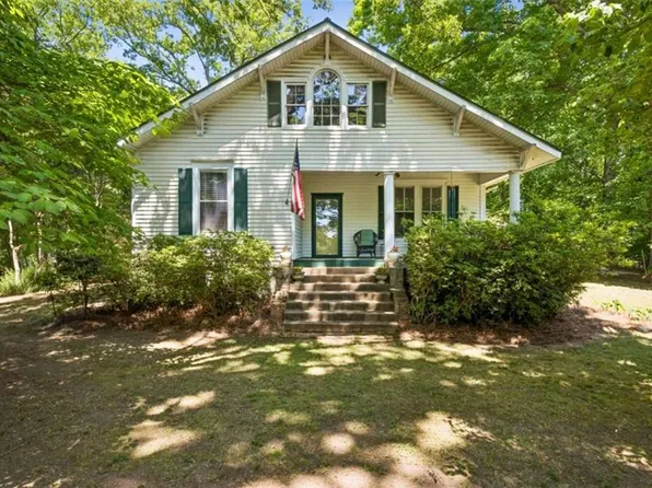 329 Gilbert Rd, Jefferson, GA 30549
