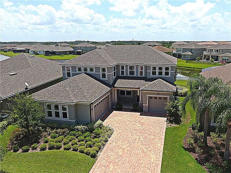1st image of 4404 Breeze Isle Ln