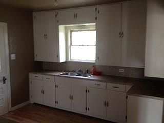 4th image of 1029 Corsicana Hwy