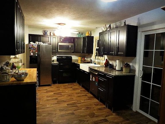 3rd image of 3838 Northbrook Ln