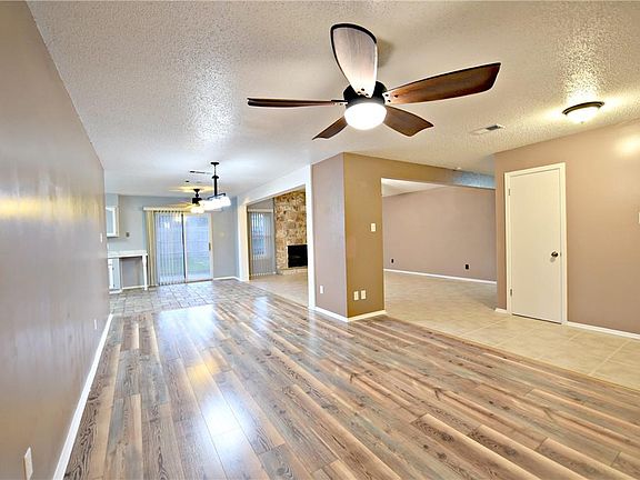 5th image of 11028 Hard Rock Rd