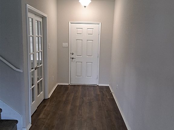 3rd image of 6273 Outrigger Rd