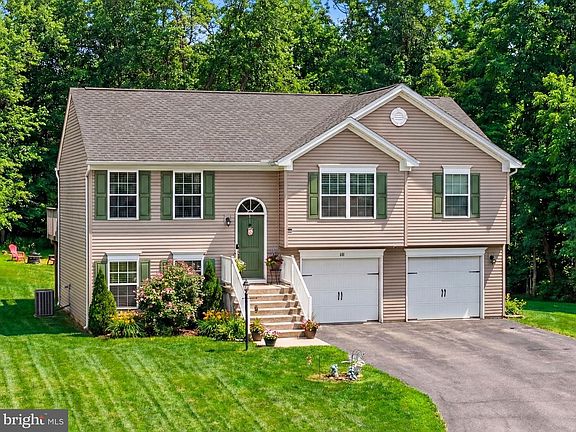 4th image of 111 Hosta Ct