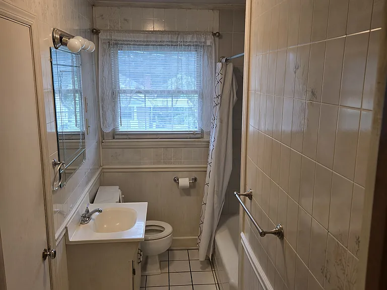 345 Park Ave — Photo 6