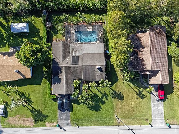 2nd image of 11240 NW 27th Ct