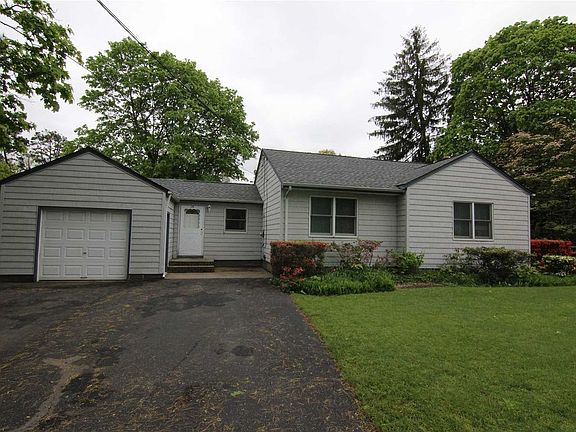 4th image of 240 Vanderbilt Ave